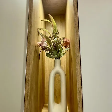 Modern Light Heaven In Center - 2br Ap Апартаменти