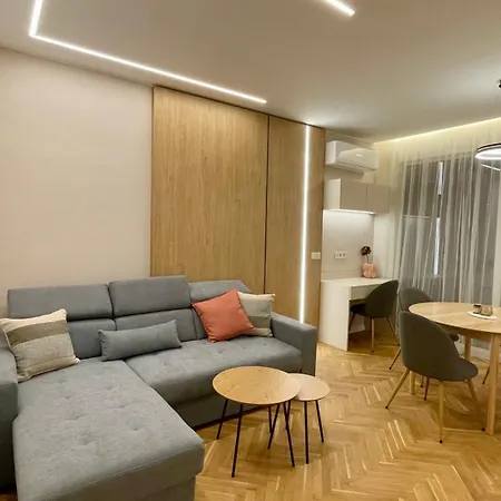 Modern Light Heaven In Center - 2br Ap Апартаменти *